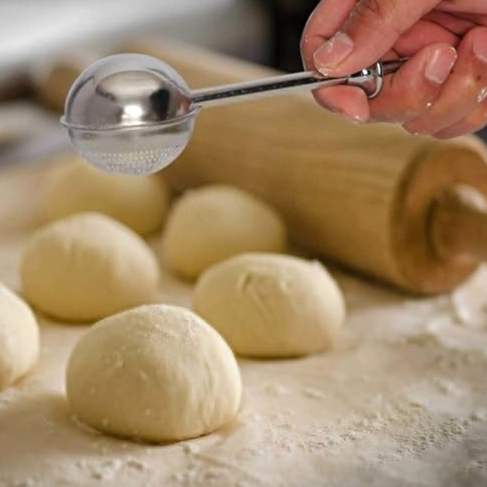 Flour Duster, One-Handed Spring Wand — photo 4 of 7